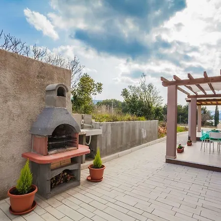 Apartment Agata *