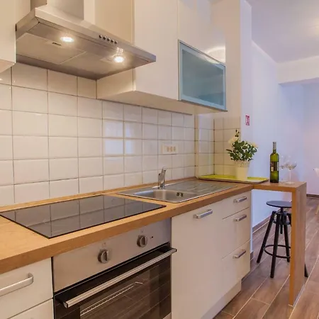 Agata Apartment Cres